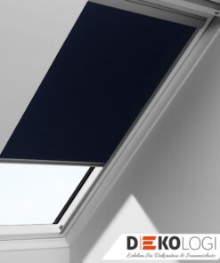 Schwarzes Velux Verdunkelungsrollo Manuell mit Schienen