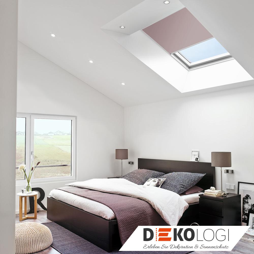 Solarbetriebenes Rollo fĂĽr Velux Tageslicht lila