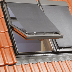 Zwei Original Fakro Markisen in schwarz