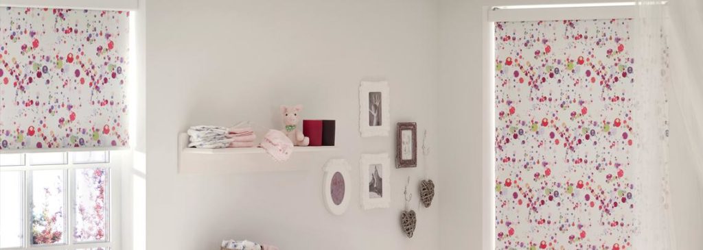 Kinderzimmer Rollo bunte Kleckse