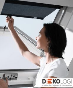 Original Velux Hitzeschutz Markise, mit Haltekrallen