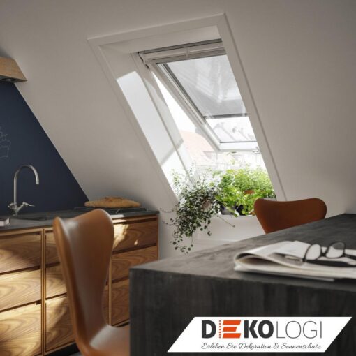 Velux Elektro Markise MML im Dach