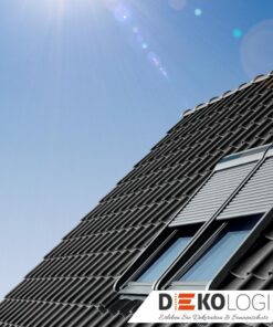 Markisen Hitzeschutz bei blauen Himmel