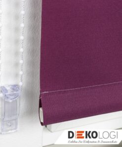 Fertiges Kettenzugrollo in lila