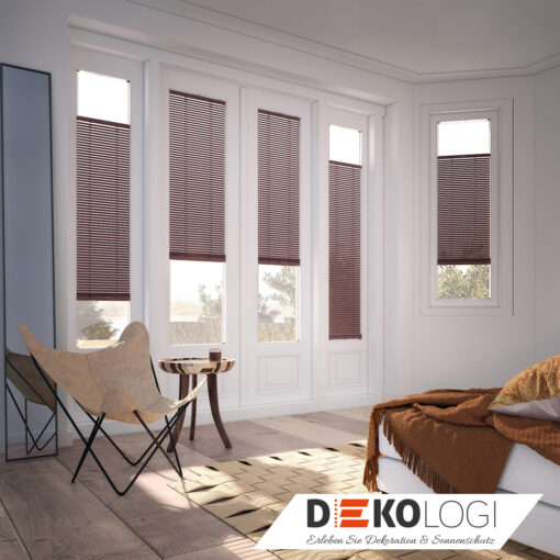 Schmale maßgefertigte Aluminium Jalousien in braun