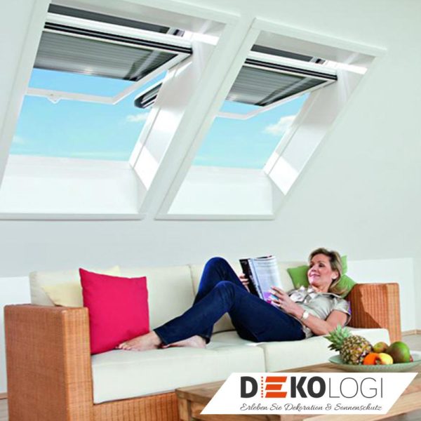 Zwei außenliegende Dachfenster Sonnenschutz Produkte