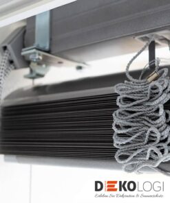 Lamellenpaket der Außen Jalousie grau