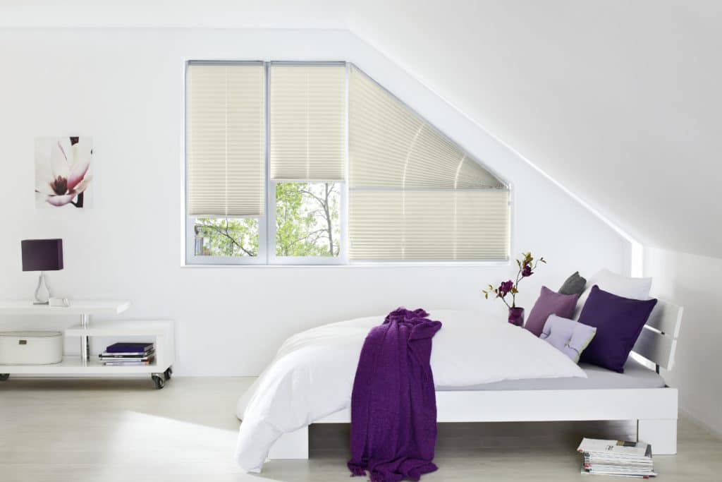 Plissee Dreiecksfenster nach Maß Sonderform beige Fünfeck