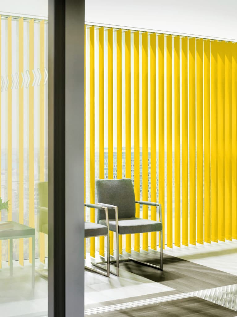 Fenster Lamellenvorhang gelb